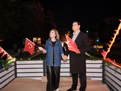 BAŞKAN YILMAZ’DAN 102 ARAÇLA CUMHURİYET KORTEJİ’NE DAVET