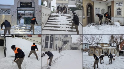 ŞEHİTKAMİL’DE CAMİLER İBADETE HAZIR