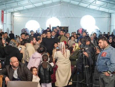 ŞEHİTKAMİL’DE İFTAR SOFRALARI GÖNÜLLERİ BİRLEŞTİRİYOR