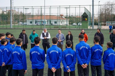 ŞEHİTKAMİL BELEDİYESPOR U14 TAKIMI TÜRKİYE ŞAMPİYONASI İÇİN ŞANLIURFA'YA UĞURLANDI