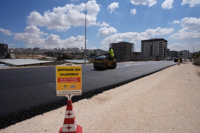 ŞEHİTKAMİL'DE 6 AYDA 165 BİN TON ASFALT SERİLDİ